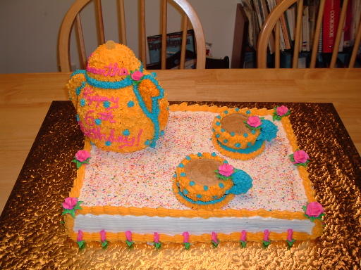 Teapot cake